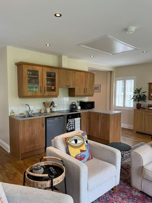 Adorable One Bedroom Apartment With Balcony Newtownards Εξωτερικό φωτογραφία