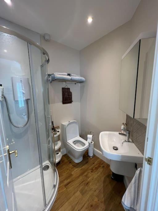 Adorable One Bedroom Apartment With Balcony Newtownards Εξωτερικό φωτογραφία